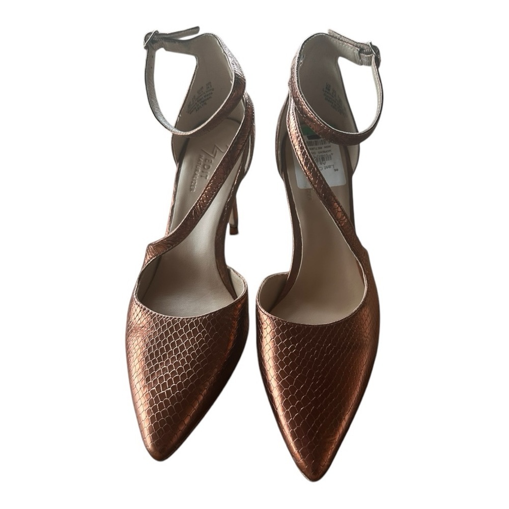 27 EDIT by Naturalizer Abilyn Ankle Strap Pump size 8 and 9